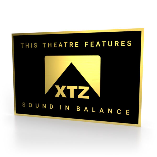 Schild in Schwarz-Gold mit dem XTZ Logo